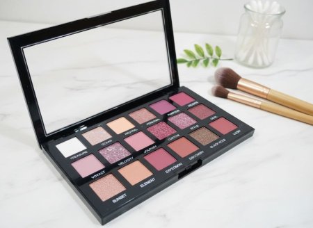 ظلال العين الاي شادو